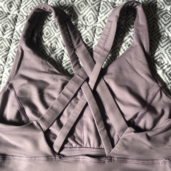 Lululemon Tank Top Super Soft Beautiful Kris Kross Straps Size 4 Colour Mauve - Picture 5 of 8